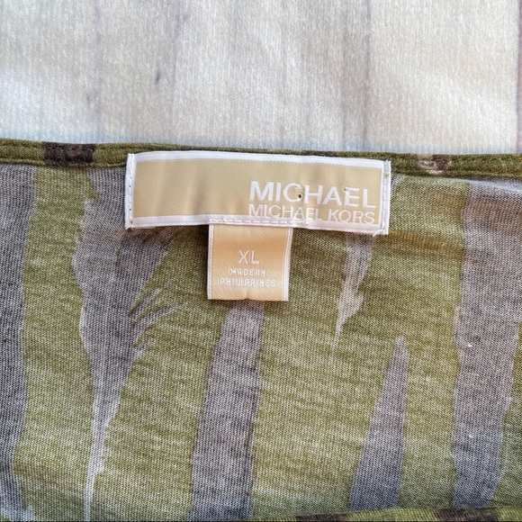 Michael Kors Drape Neck Top Size XL - Picture 2 of 10